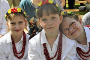 "Piknik z Folklorem" Świętujemy Dzień Dziecka w Dobroszycach